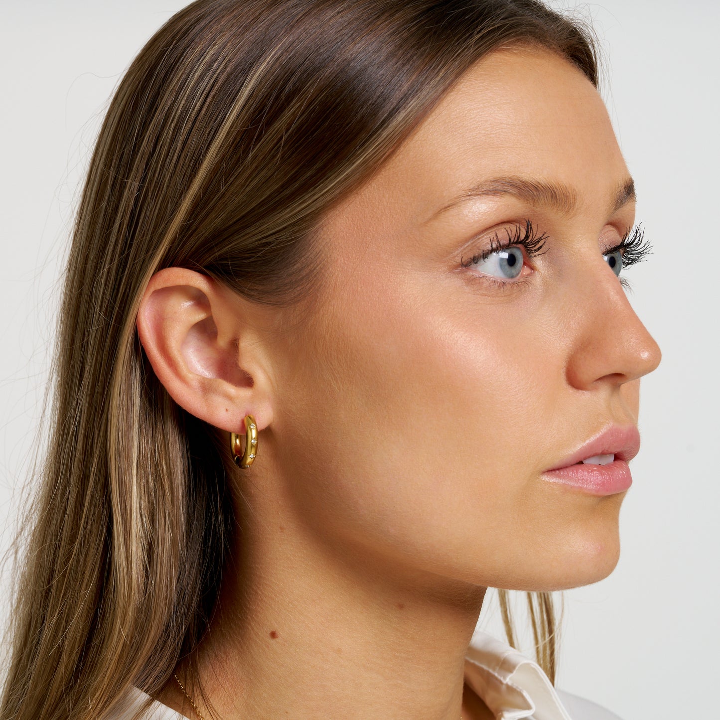 ANNEBRAUNER Golden Sun Creoler 20 mm Øreringe Guldbelagt