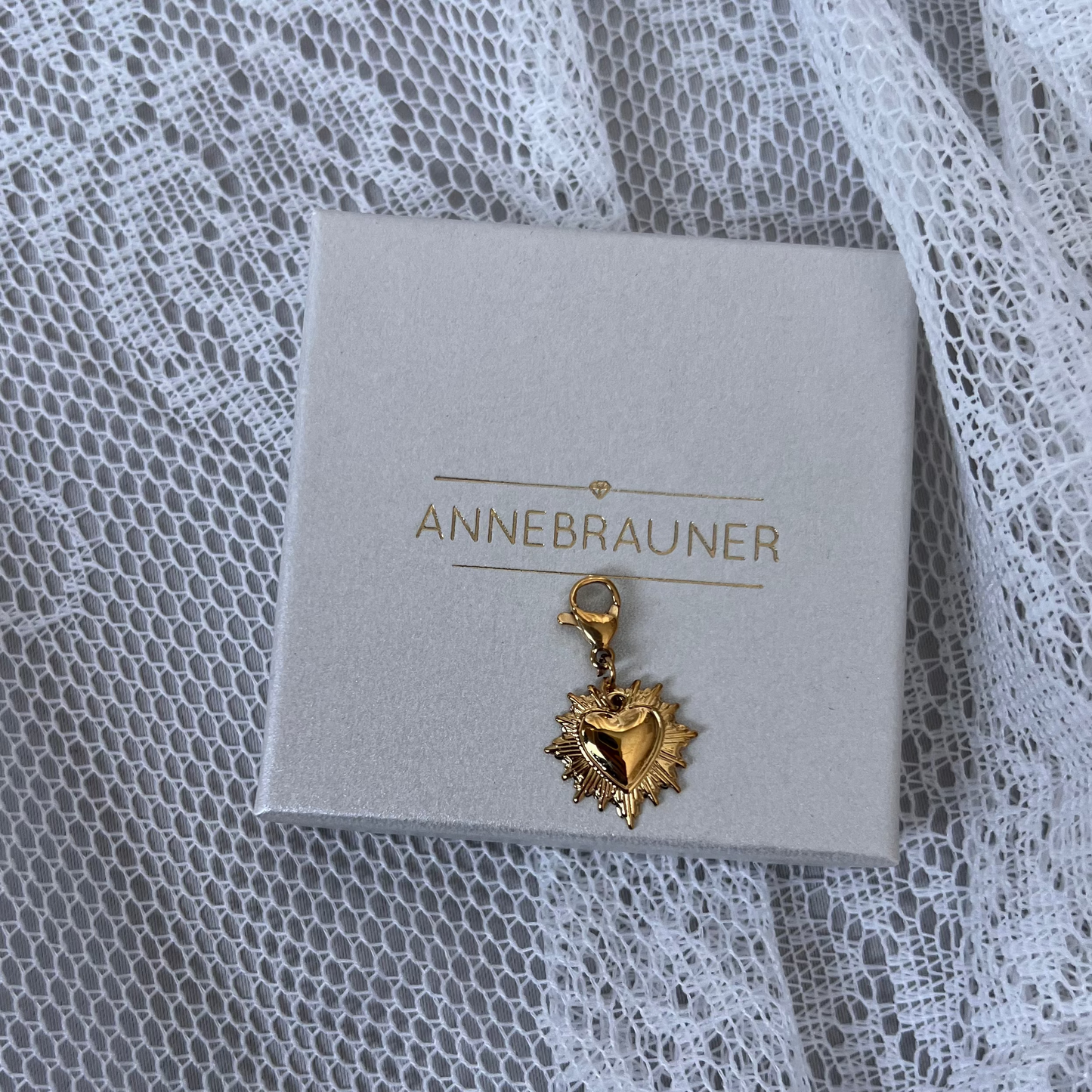 ANNEBRAUNER Heart Vedhæng 18K Guldbelagt