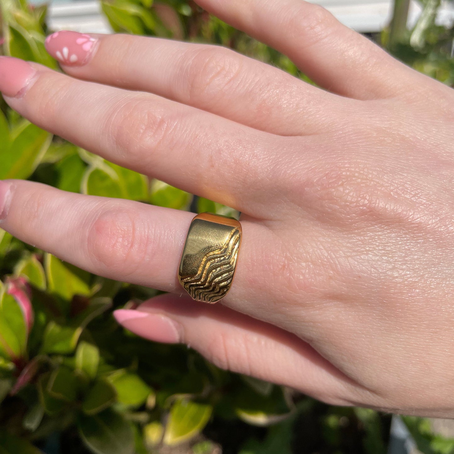 ANNEBRAUNER Ripple Ring