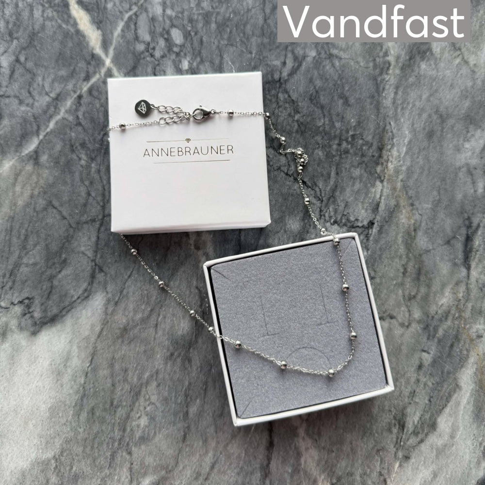 ANNEBRAUNER Ball Petite Necklace