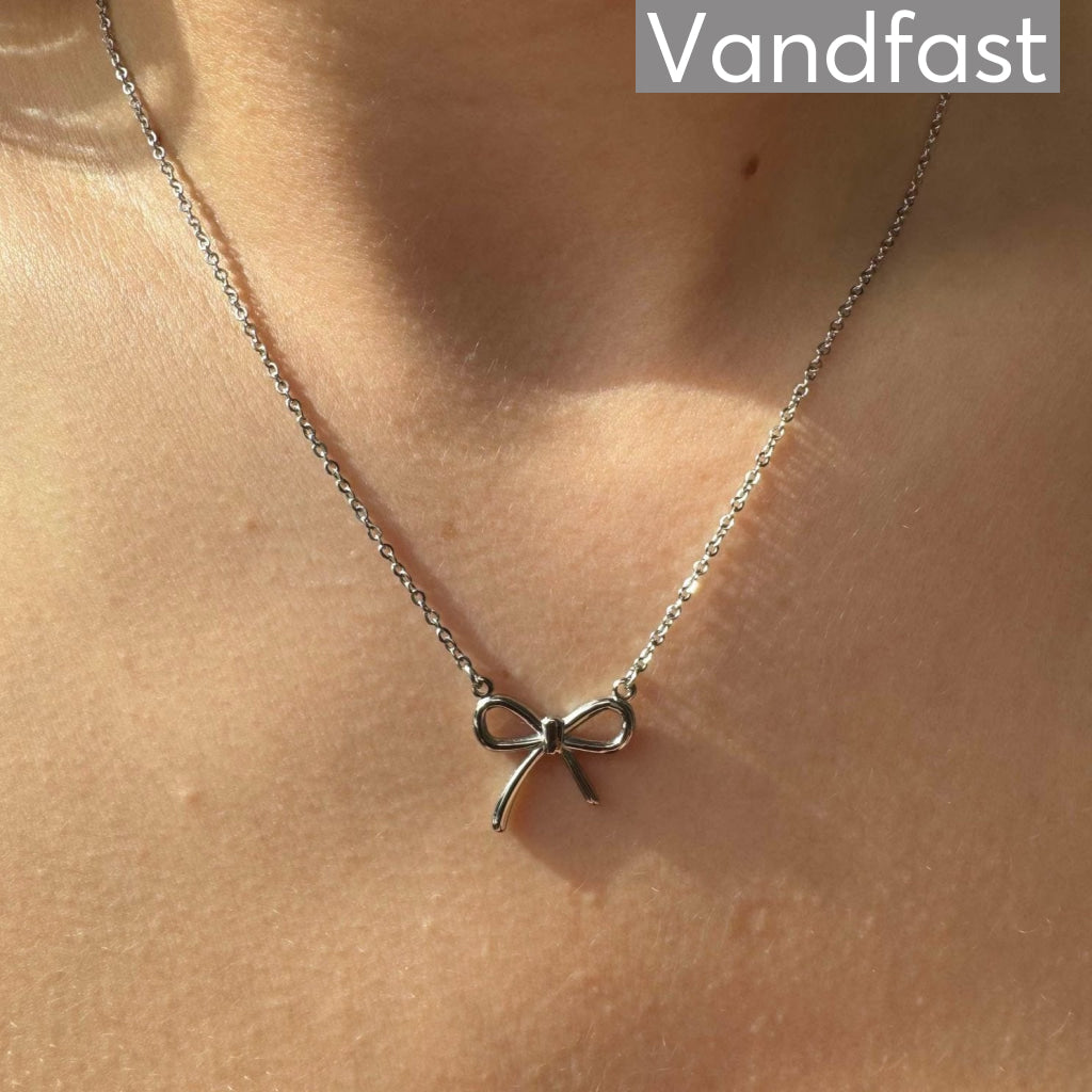 Annebrauner Bow Necklace