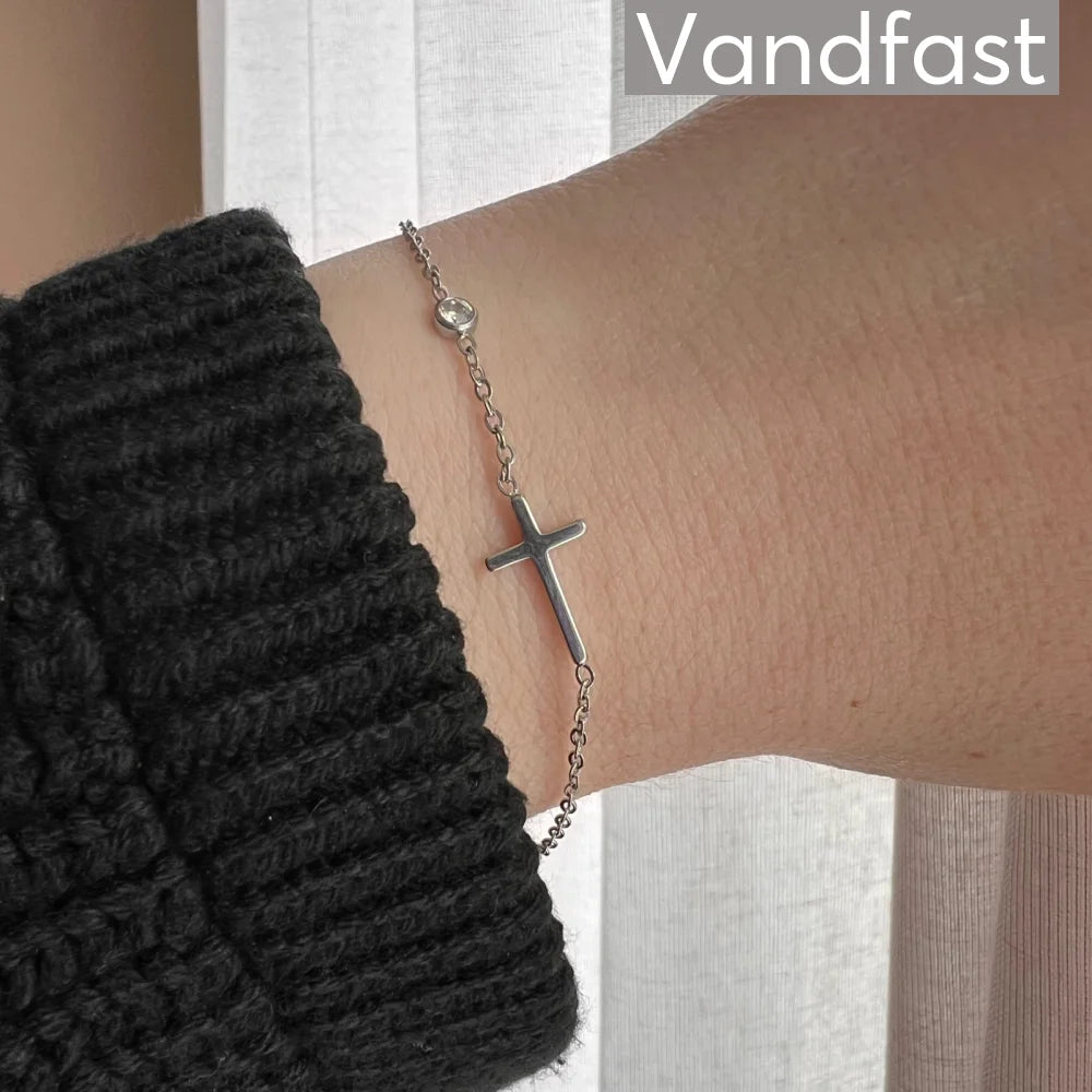 ANNEBRAUNER Cross Zirconia Bracelet