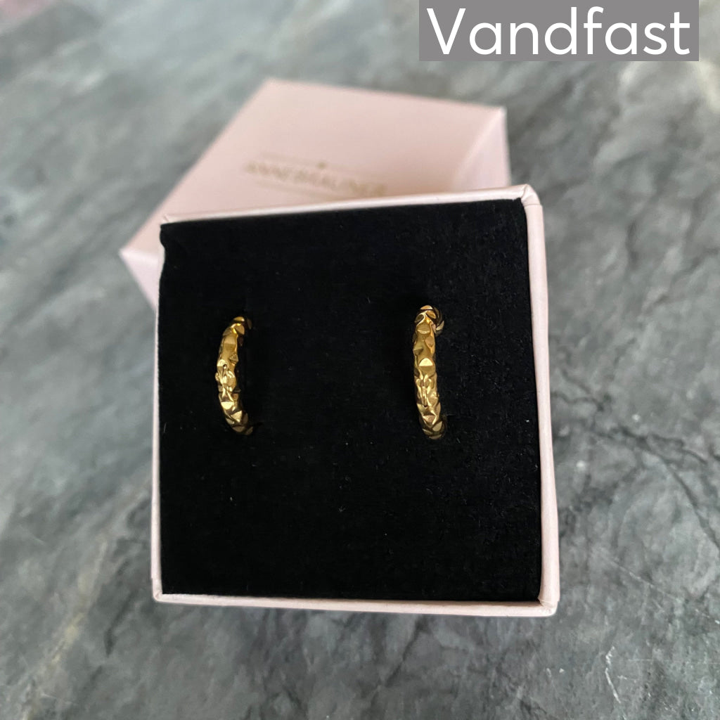 ANNEBRAUNER Hammered Creole 15 mm Øreringe 18K Guldbelagt