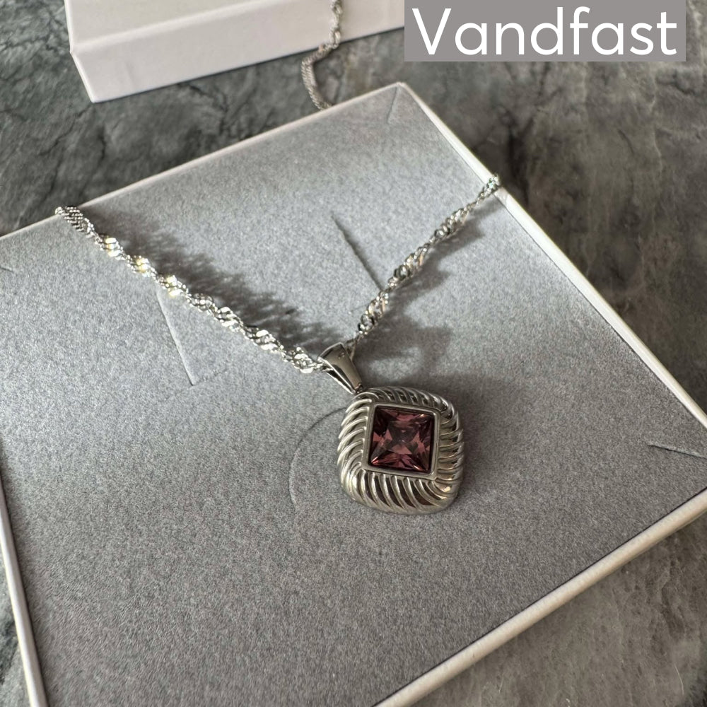 ANNEBRAUNER Milano Necklace Rhodolite