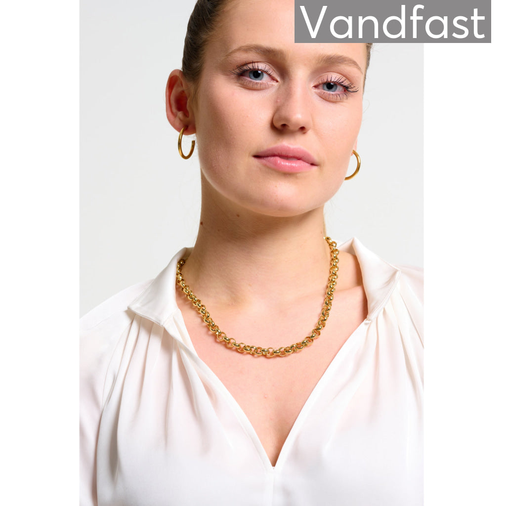 Annebrauner New York Necklace