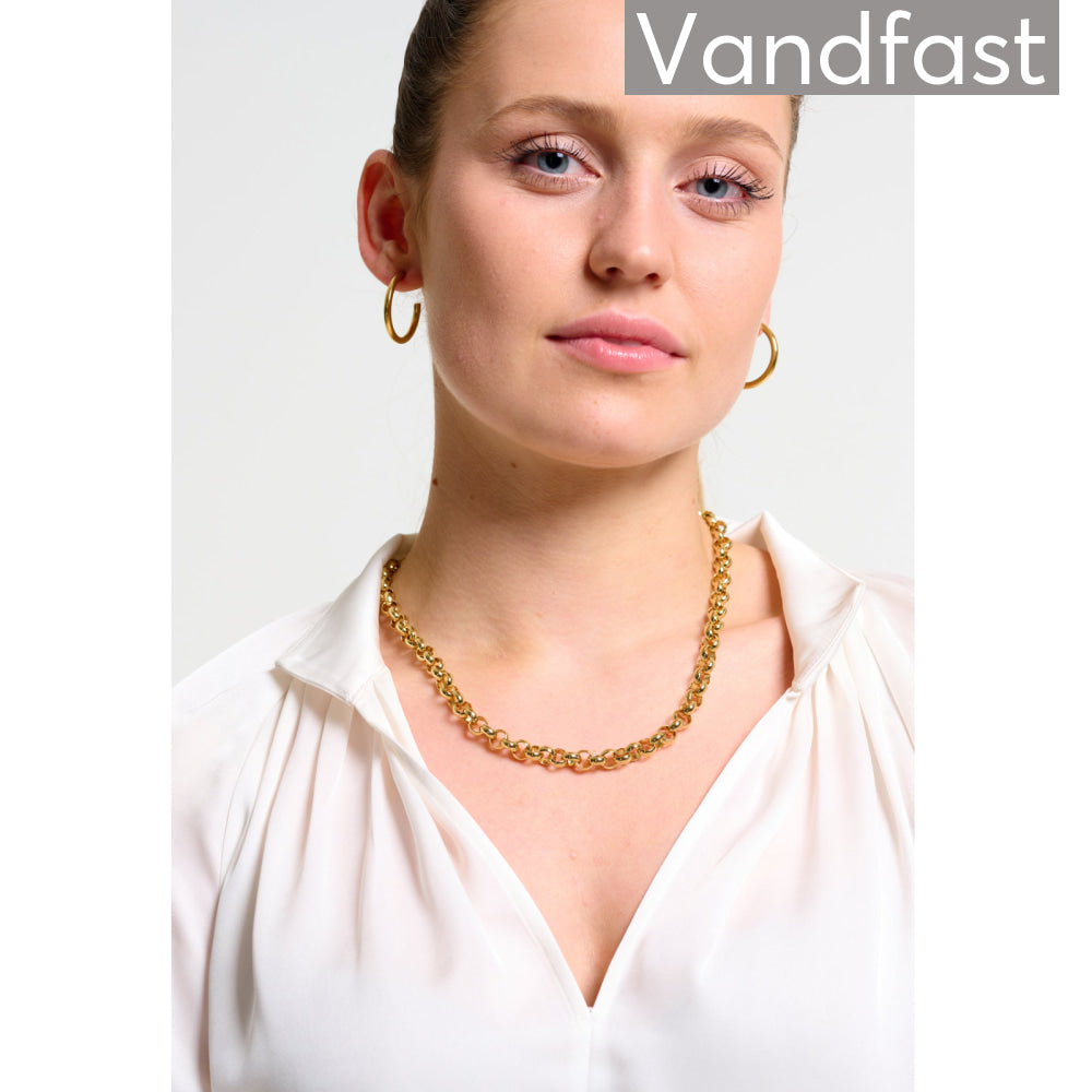 Annebrauner New York Necklace