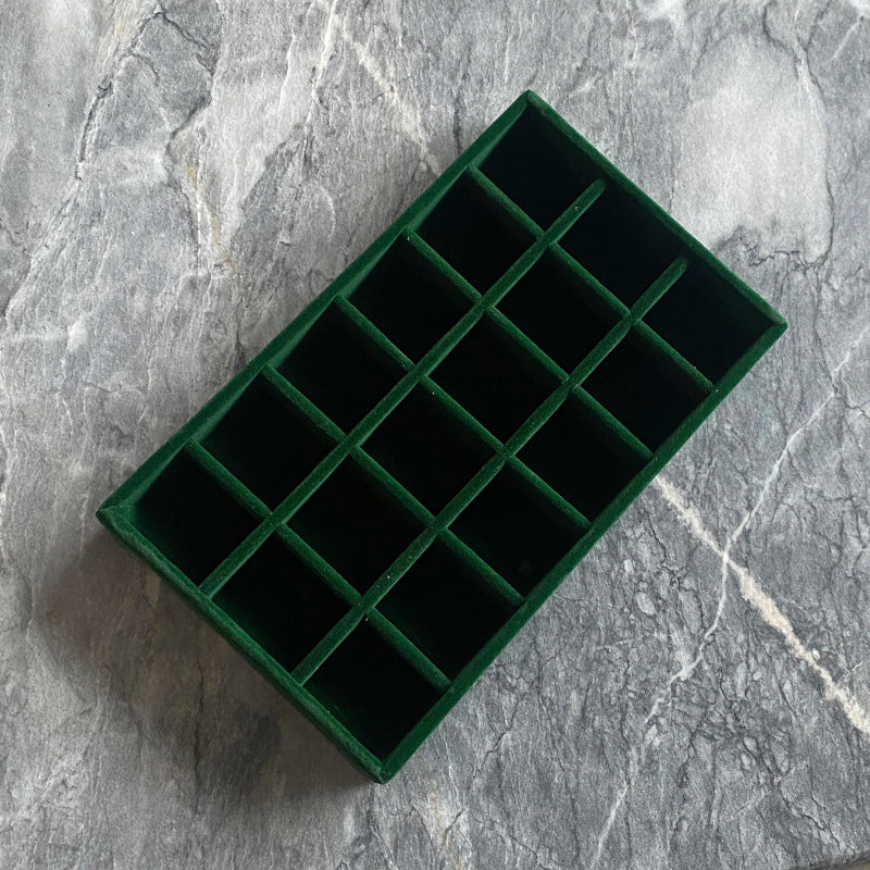 ANNEBRAUNER Velour Smykkebakke 18 Sektioner Green