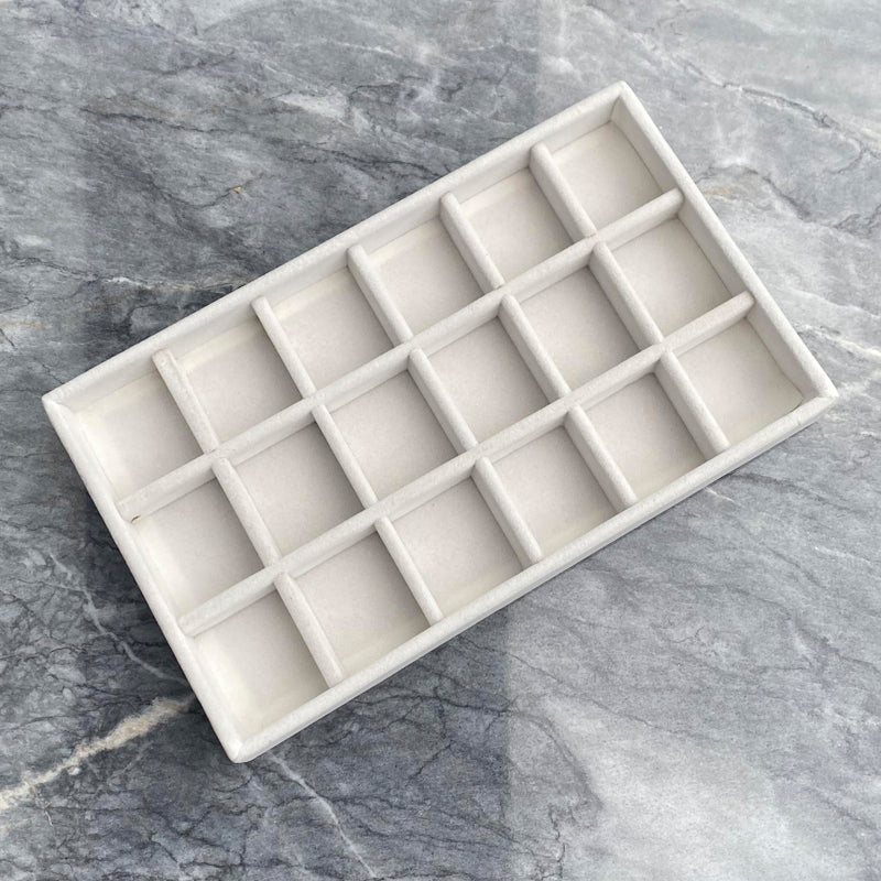 ANNEBRAUNER Velour Smykkebakke 18 Sektioner Creme White
