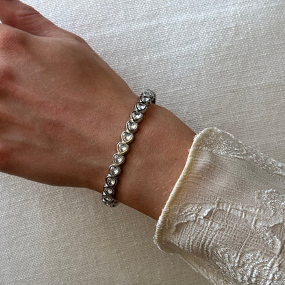 ANNEBRAUNER Heart Bangle Armbånd