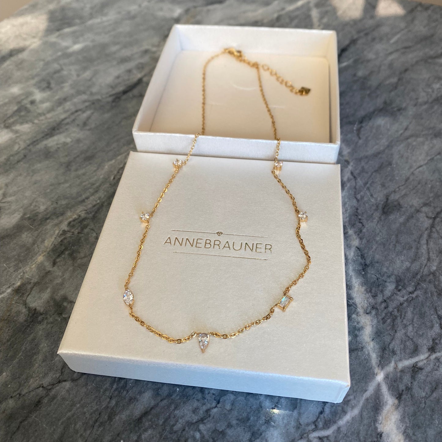 ANNEBRAUNER Classy Exclusive Halskæde 18K Guldbelagt