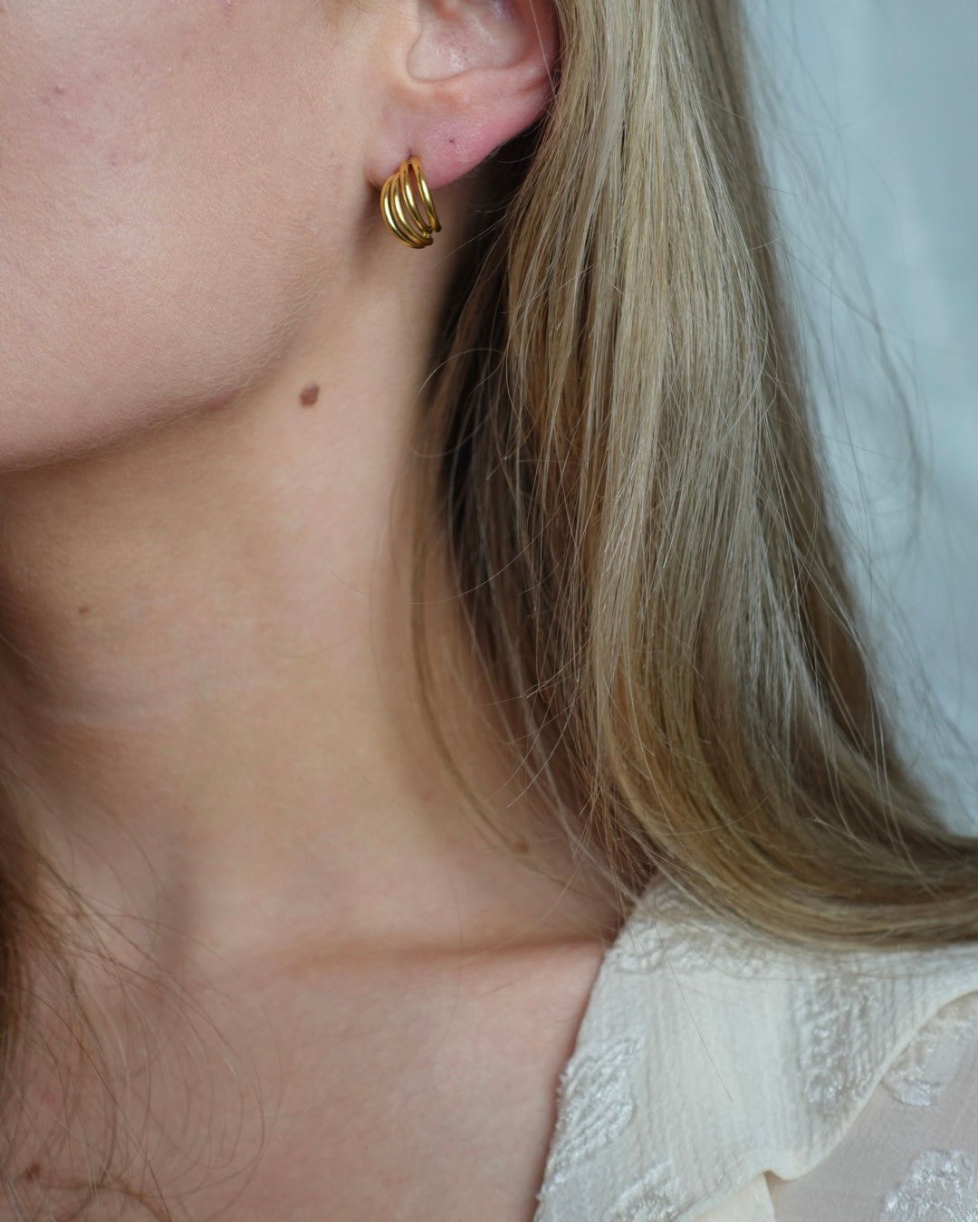 ANNEBRAUNER Four Creole Big Øreringe 18K Guldbelagt