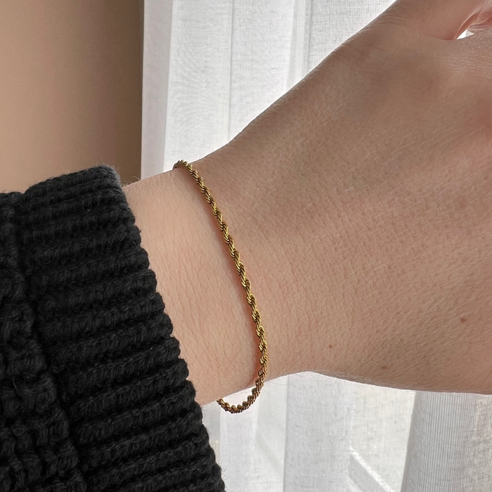 ANNEBRAUNER Swirl Bracelet 2 mm