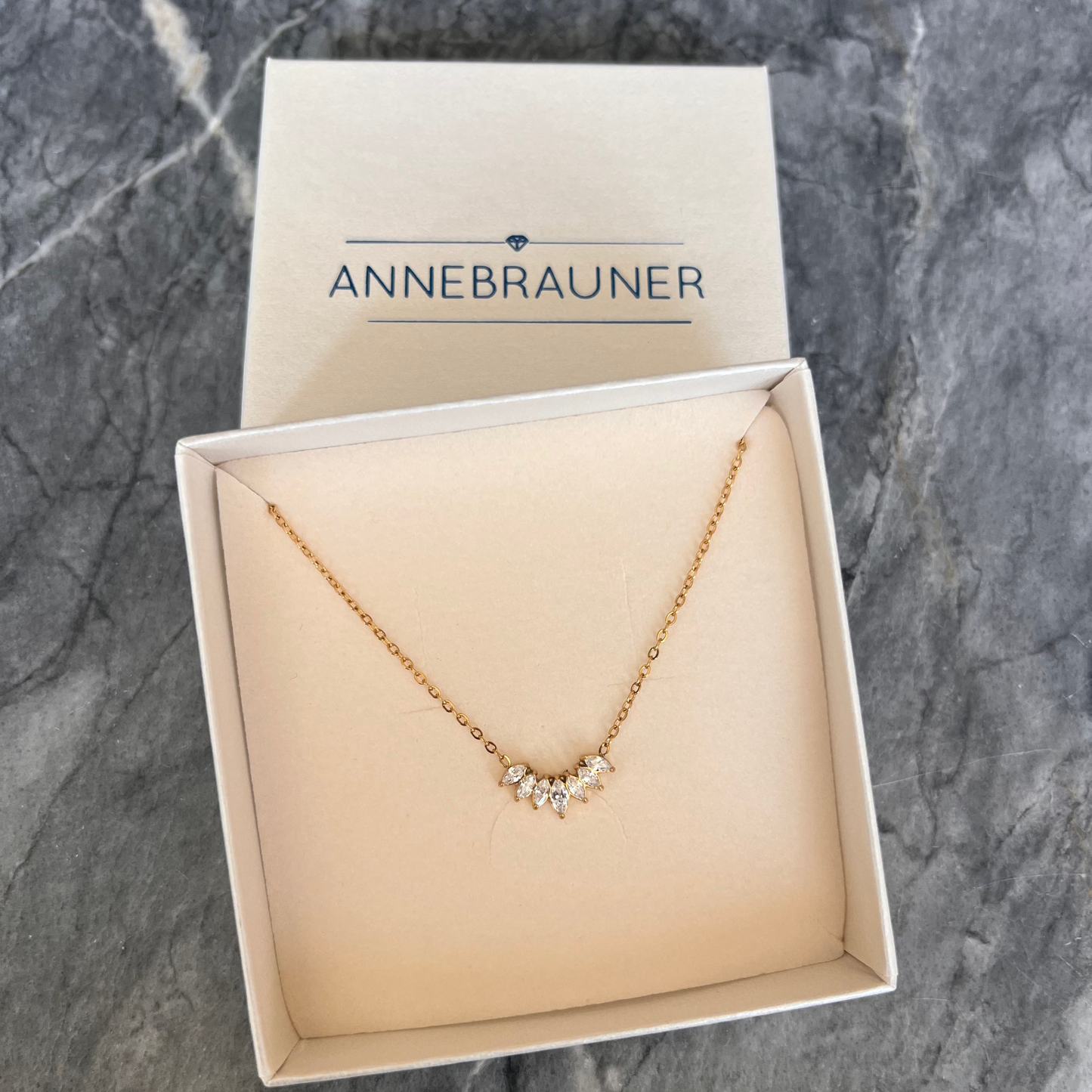 ANNEBRAUNER Oval Zirconia Halskæde 18K Guldbelagt