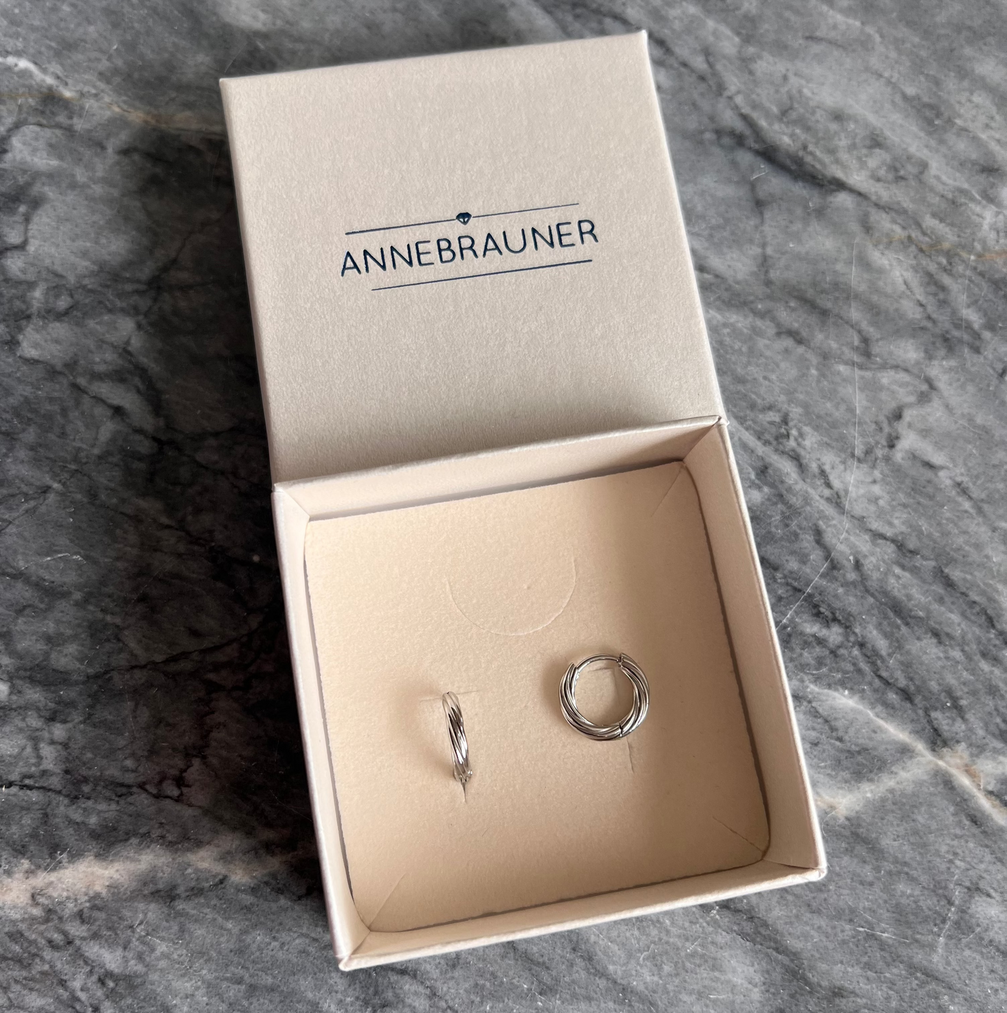 ANNEBRAUNER Classic Hoops Small øreringe