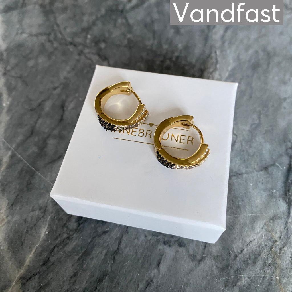 ANNEBRAUNER Alma Zirconia Black/White Big Øreringe 18K Guldbelagt