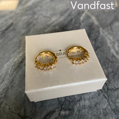 ANNEBRAUNER Amara Creole Øreringe 18K Guldbelagte
