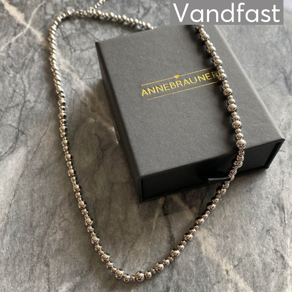 Annebrauner Ball Necklace