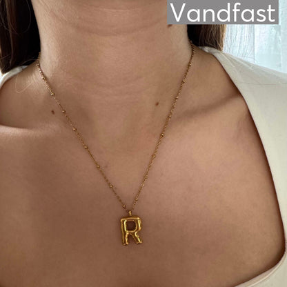 Annebrauner Balloon Letter Necklace R