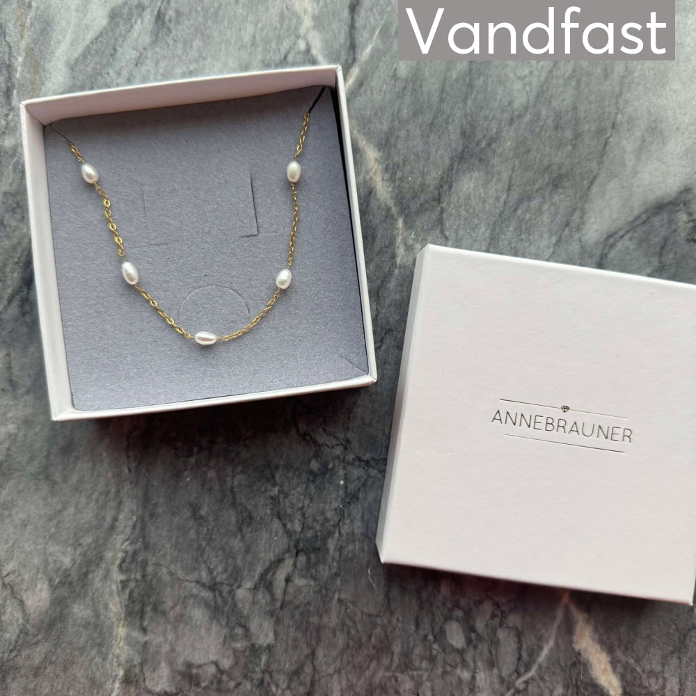 Annebrauner Classic Pearl Necklace
