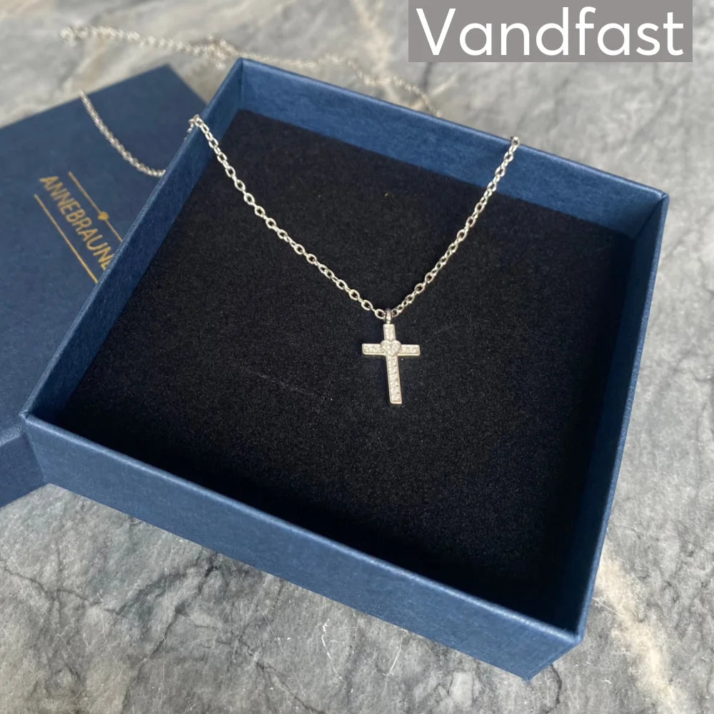 ANNEBRAUNER Cross Deluxe Necklace