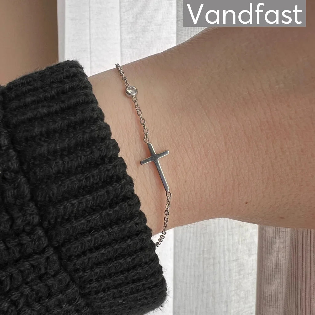 ANNEBRAUNER Cross Zirconia Bracelet