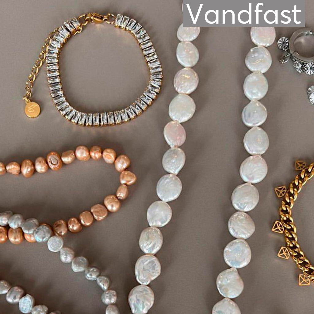 Annebrauner Exclusive Pearl Necklace