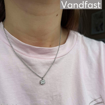 ANNEBRAUNER Flower Necklace
