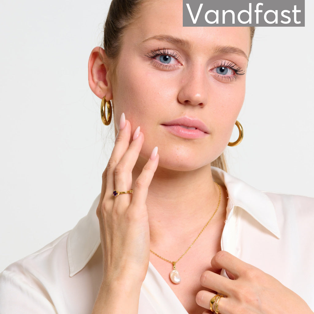 Annebrauner Freshwater Necklace