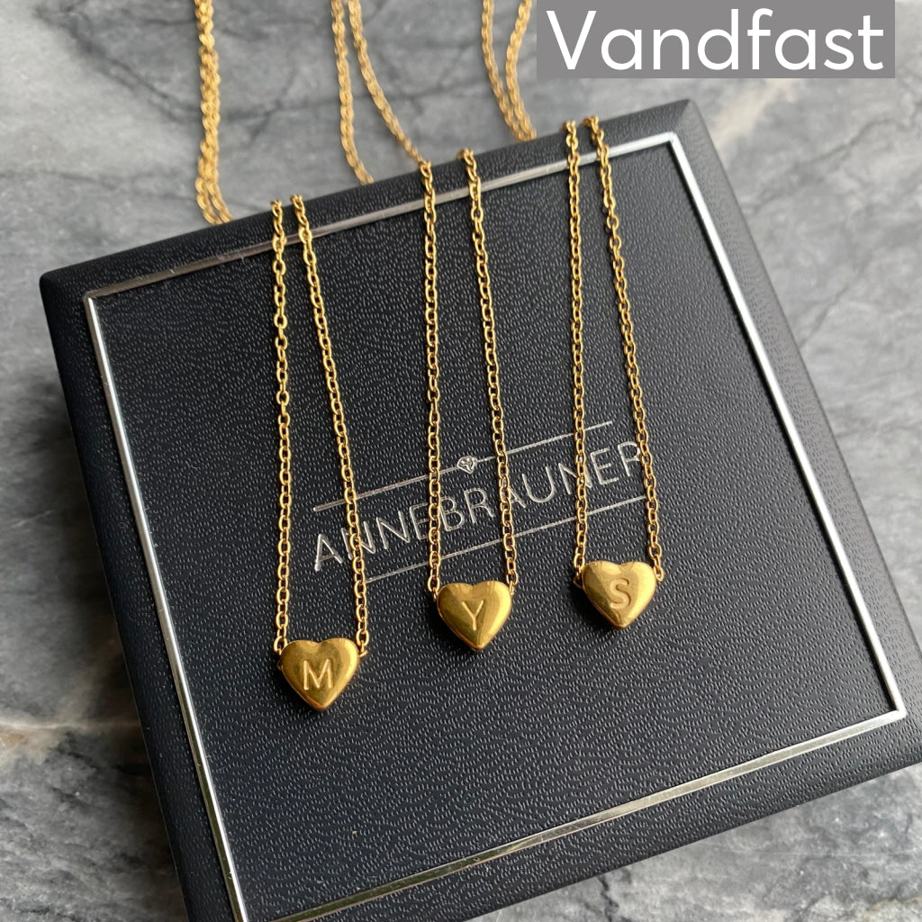 ANNEBRAUNER Heart Letter Halskæde 18k Guldbelagt