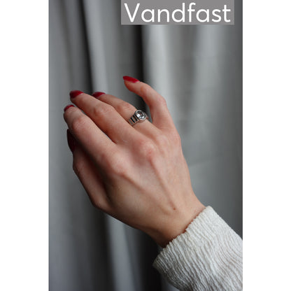 ANNEBRAUNER Imperial Clear Ring