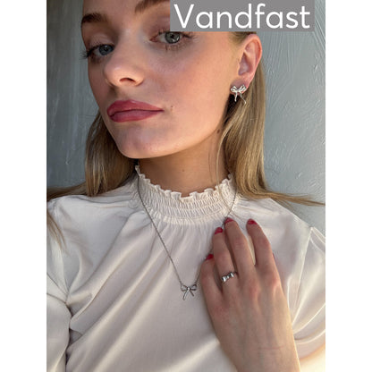 ANNEBRAUNER Lovely Bow Øreringe - Ørering