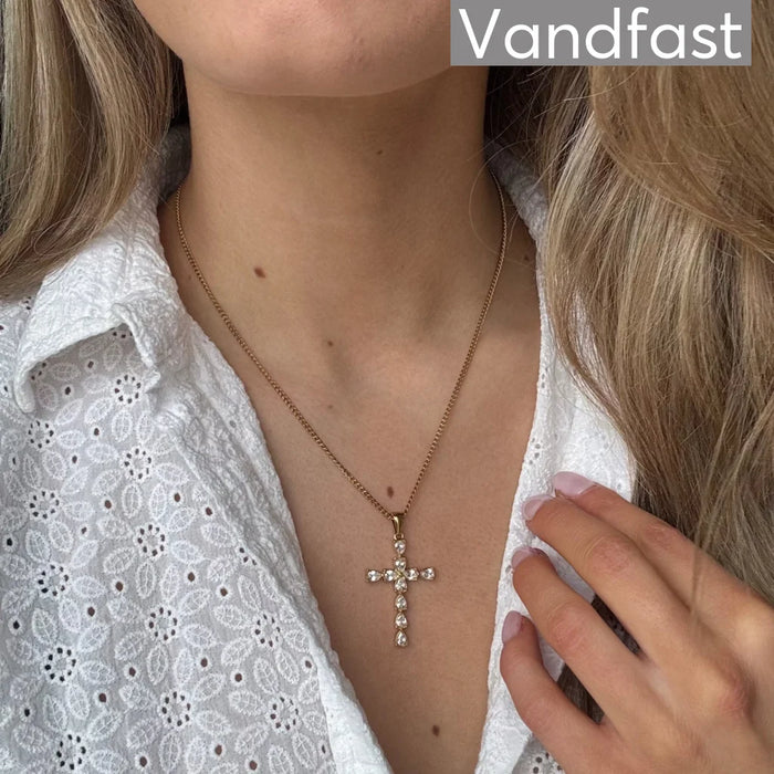 ANNEBRAUNER Lucia Cross Halskæde 18K Guldbelagt - Halskæde