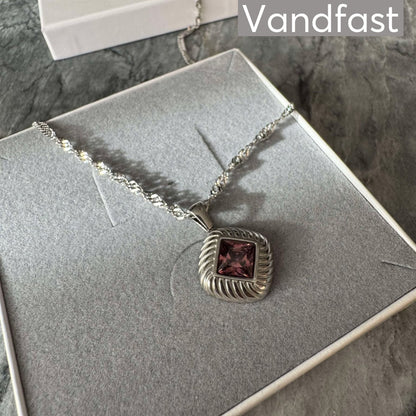 ANNEBRAUNER Milano Necklace Rhodolite