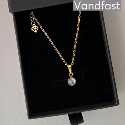 Annebrauner Moon Stone Necklace