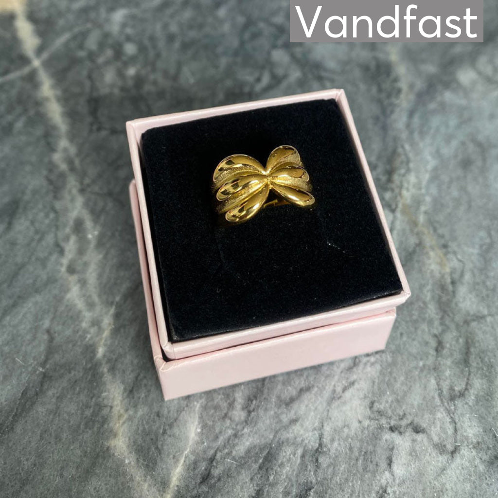 Annebrauner Opera Ring