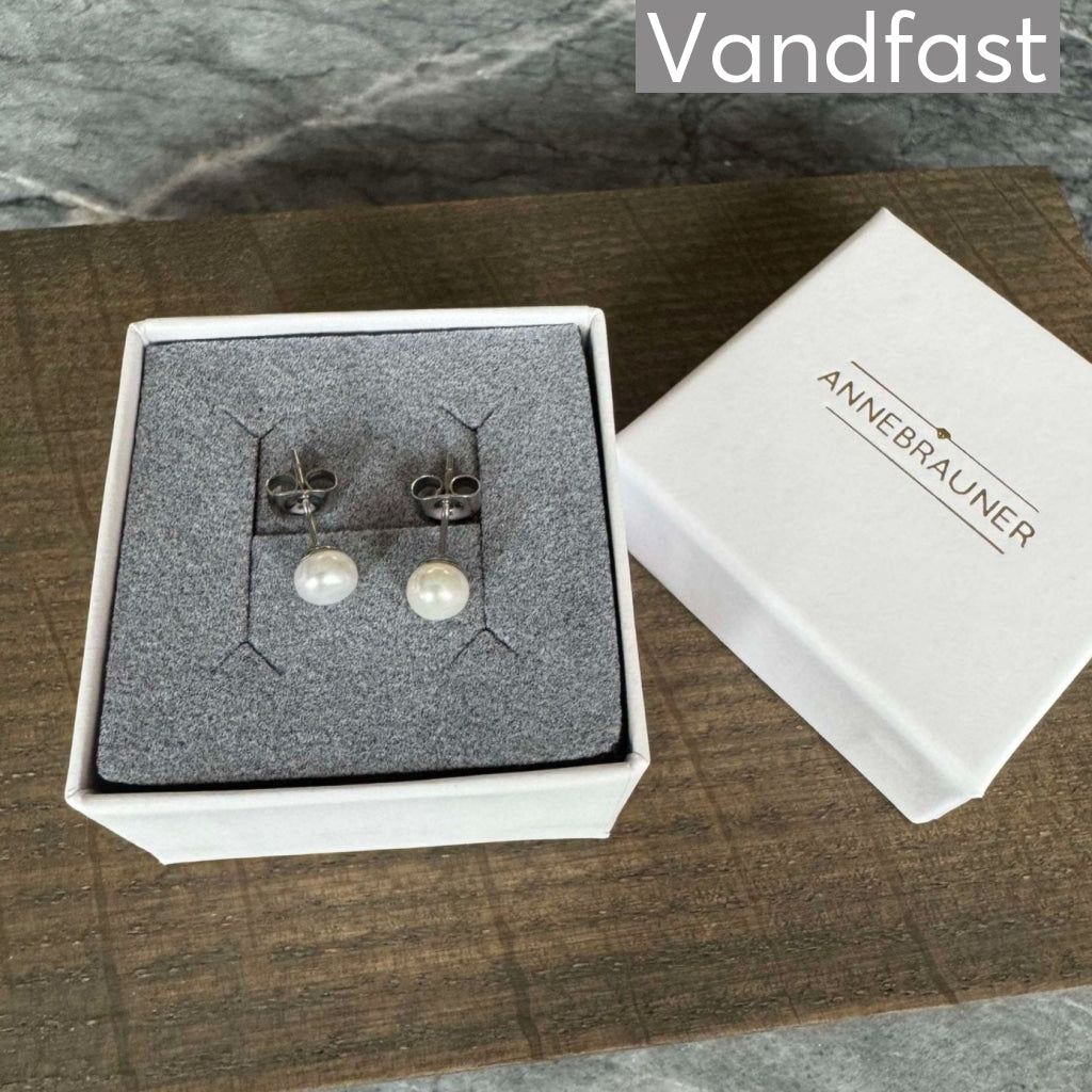 Annebrauner Pearl Studs