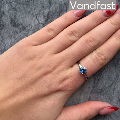 ANNEBRAUNER Princess Ring Sapphire Blue