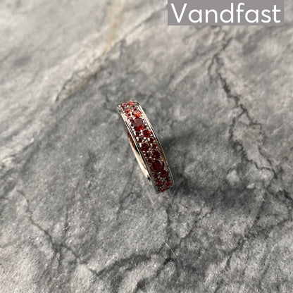 Annebrauner Sparkling Ring