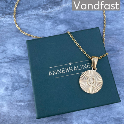 ANNEBRAUNER Sun Burst Letter Necklace Q