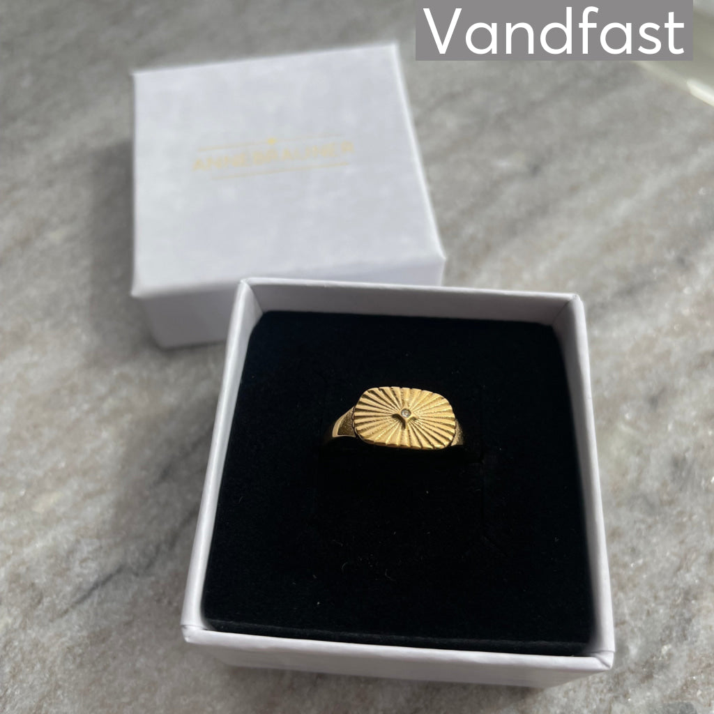 ANNEBRAUNER Sun Burst Zirconia Ring