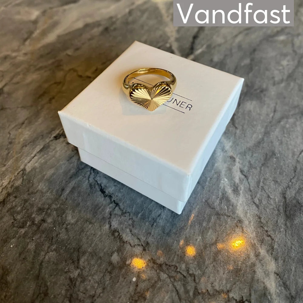 ANNEBRAUNER Sun Heart Ring