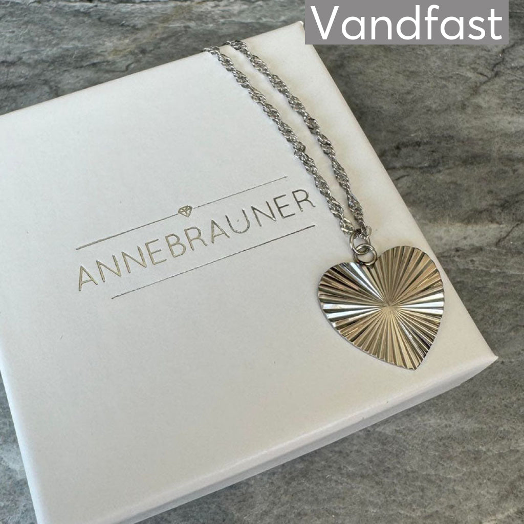 Annebrauner Sun Texture Heart Necklace
