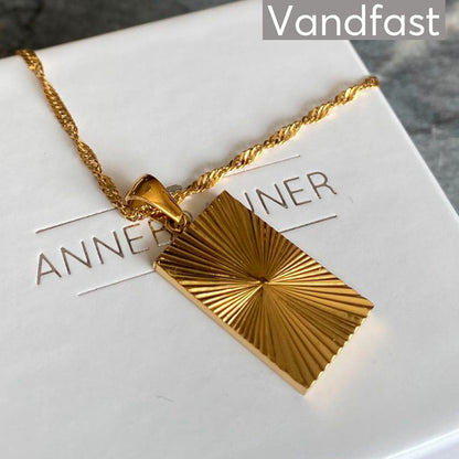 Annebrauner Sun Texture Rectangle Necklace