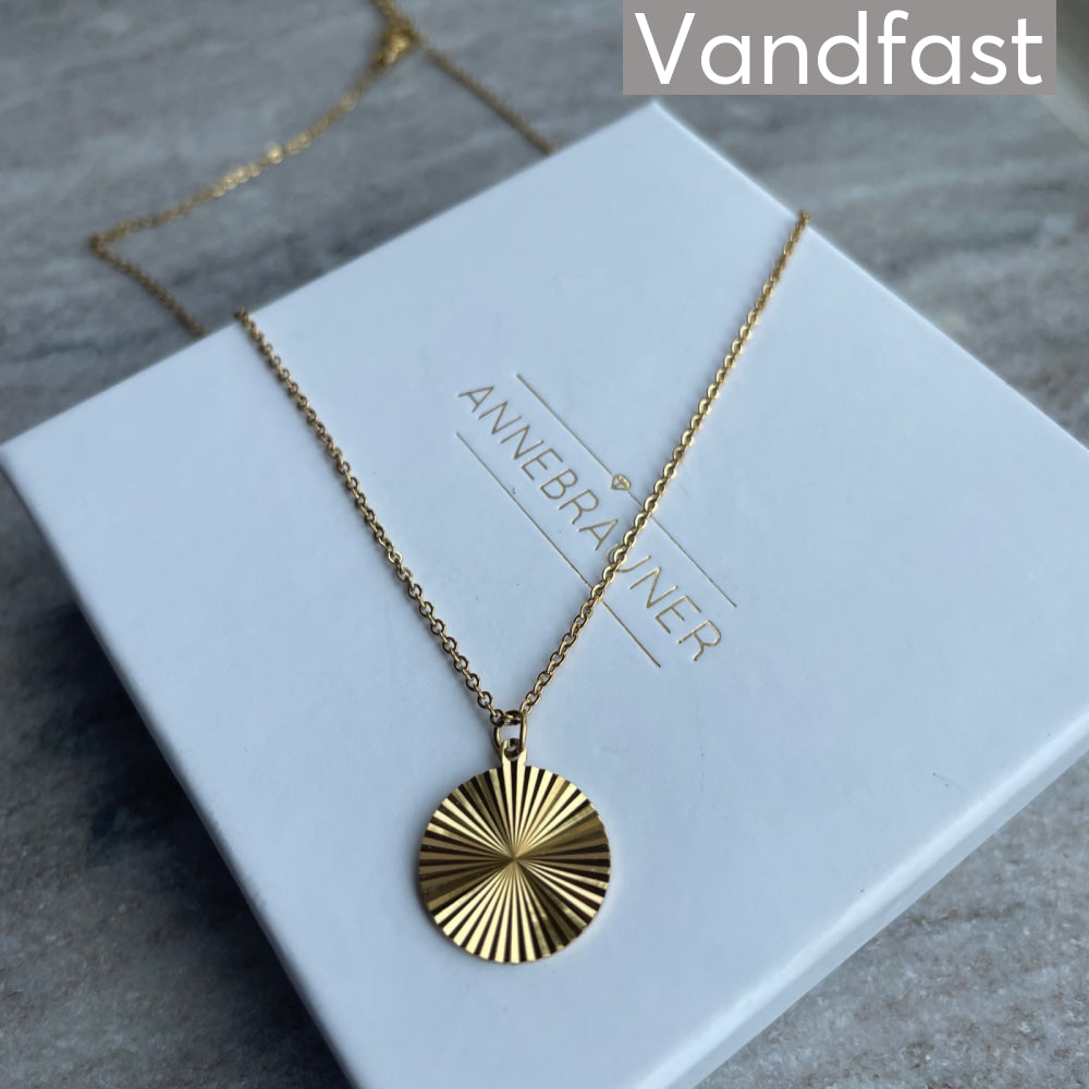 ANNEBRAUNER Sun Texture Round Necklace