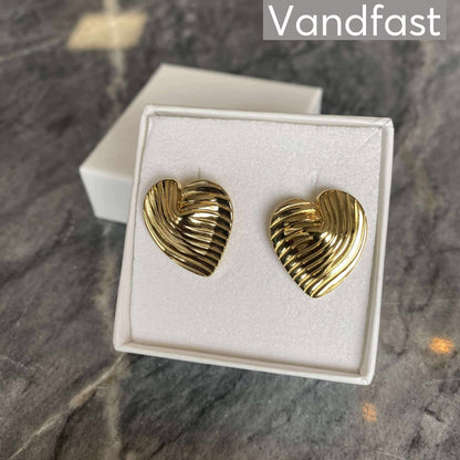 ANNEBRAUNER Vienna Heart Earrings