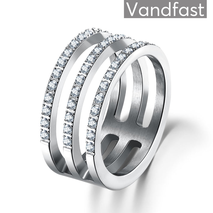 Annerauner Triple White Ring