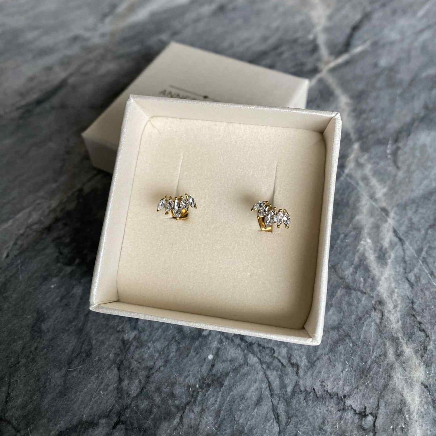ANNEBRAUNER Zirconia Studs Øreringe 18K Guldbelagt
