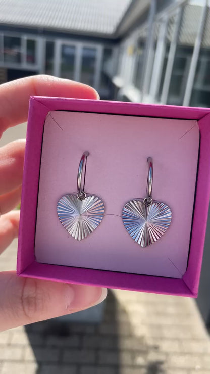 ANNEBRAUNER Big Sun Texture Heart Earrings