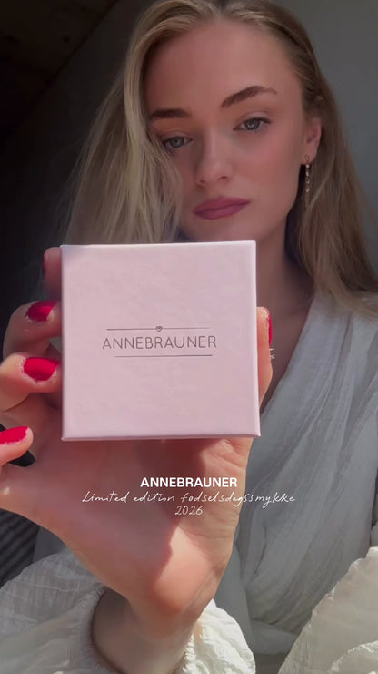 ANNEBRAUNER Fødselsdagshalskæde 18K Guldbelagt Limited Edition